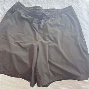 Lululemon Pace Breaker Shorts M